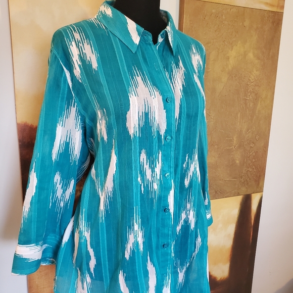 Chico's Tops - Chico's Women’s Button Down Shirt large